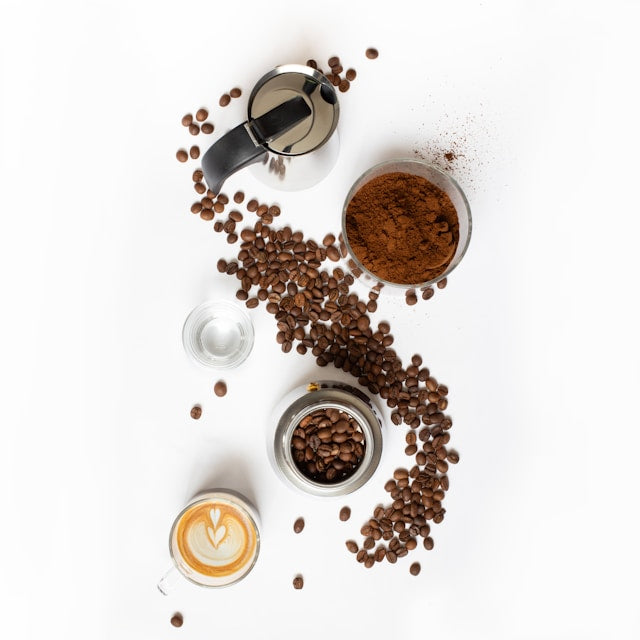 Café en grains ou café moulu : que choisir selon votre machine ?